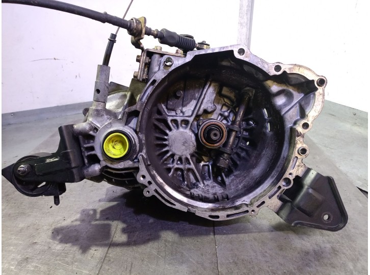 Replacement gearbox for Hyundai Lantra Saloon (RD) 1.9 Diesel CAT OEM IAM reference JV2073 4300028090 499847