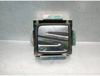 Recambio de maneta exterior porton para seat toledo iv (kg3) 1.6 tdi referencia OEM IAM 6J0827565  6J0827565A