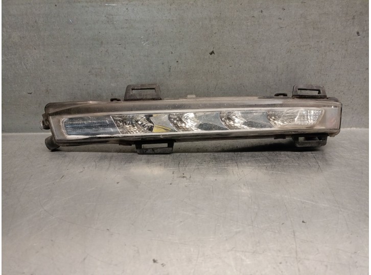 Replacement right front light for Ford S-Max (WA6) 2.0 TDCi OEM IAM reference AM2113B218AD 1800576 