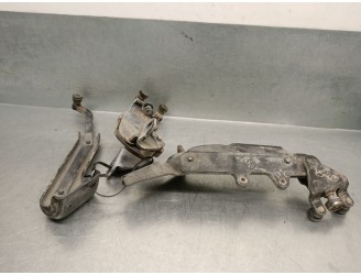 Replacement door hinge for Fiat Doblo 1.3 16v JTD CAT OEM IAM reference 51919826 