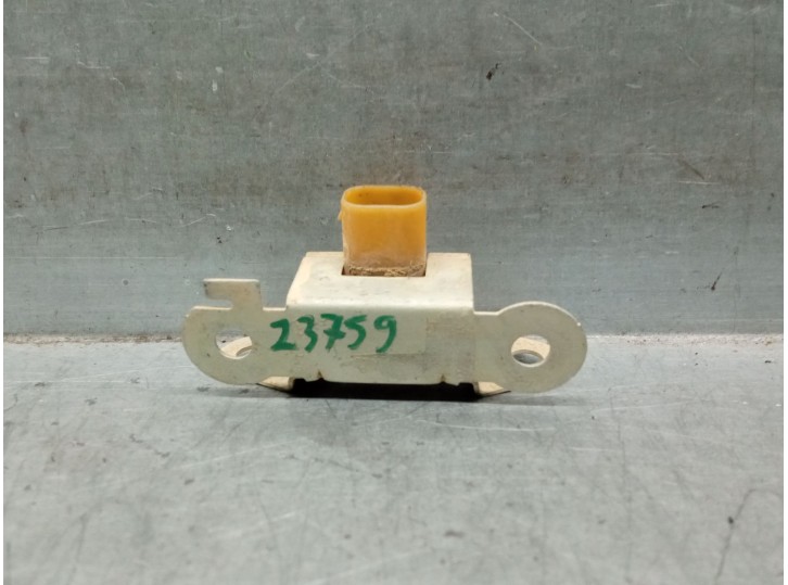 Recambio de sensor para land rover defender station wagon (l663) d250 mhev 4x4 referencia OEM IAM 8W833C190AC 4303A 