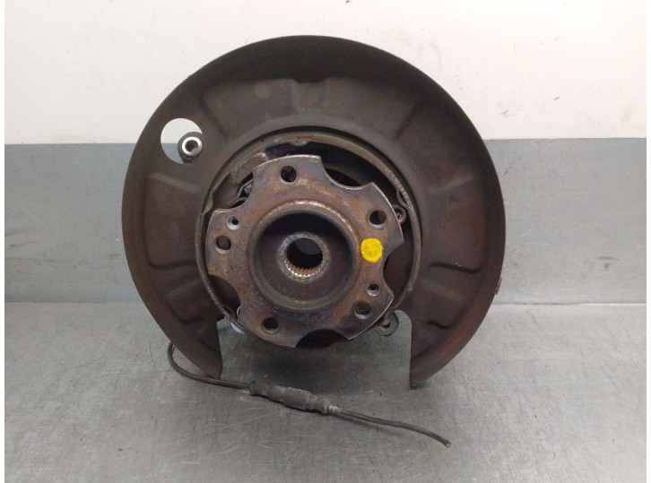 Recambio de mangueta trasera izquierda para ssangyong rodius i 2.7 xdi referencia OEM IAM 4591121000 4591121000 