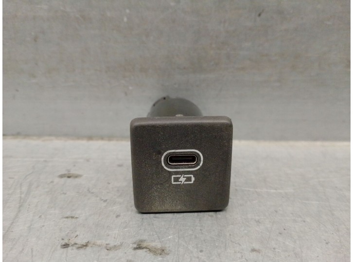 Recambio de modulo electronico para land rover defender station wagon (l663) d250 mhev 4x4 referencia OEM IAM M8E219010DA M8E219