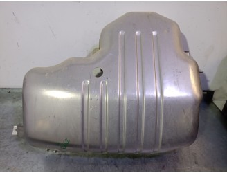 Recambio de cubrecarter para land rover defender station wagon (l663) d250 mhev 4x4 referencia OEM IAM L8B25J236AD LR173831 