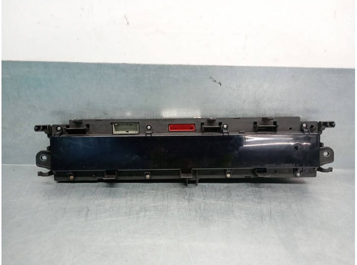 Recambio de cuadro instrumentos para renault scenic ii 1.5 dci diesel referencia OEM IAM 8200461294H 281133520 8200704463