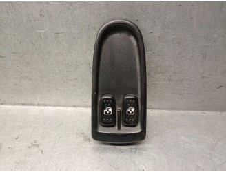 Recambio de mando elevalunas delantero izquierdo para iveco daily iv caja/chasis 35c15 referencia OEM IAM 5801304490 5801304490 