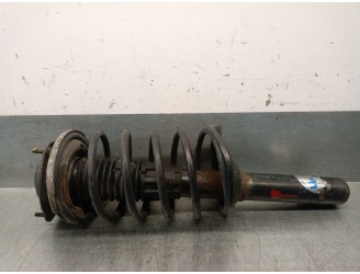 Recambio de amortiguador delantero izquierdo para peugeot 205 berlina 1.8 diesel referencia OEM IAM 161A  LIPGAS