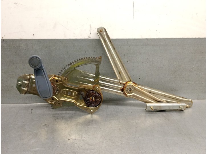 Recambio de elevalunas delantero izquierdo para peugeot 205 berlina 1.8 diesel referencia OEM IAM 922152 922152 