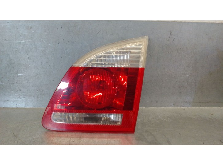 Recambio de piloto trasero derecho para bmw 5 touring (e61) 525 i referencia OEM IAM 63216925894 63217165830 