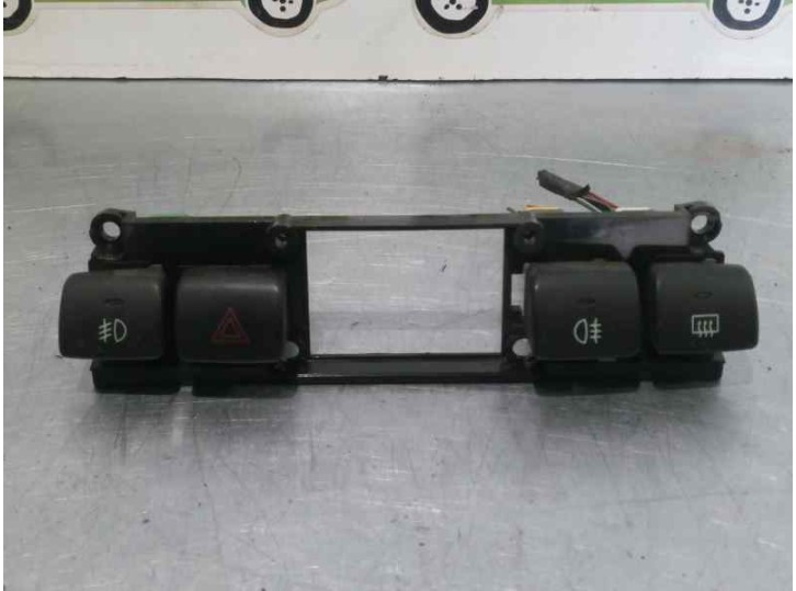 Recambio de botones salpicadero para hyundai santa fe (sm) 2.0 crdi cat referencia OEM IAM 