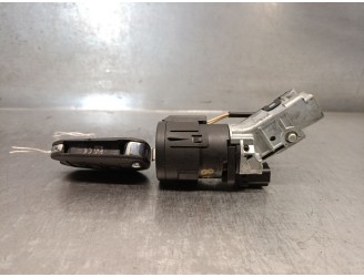 Replacement ignition switch for Peugeot 2008 I (CU_) 1.2 THP 110 / PureTech 110 OEM IAM reference 9663123380 6160C1 DEL