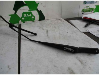 Recambio de brazo limpia delantero derecho para volkswagen golf v berlina (1k1) 1.4 16v referencia OEM IAM   