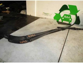 Recambio de brazo limpia delantero derecho para renault megane ii berlina 5p confort expression referencia OEM IAM 