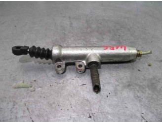 Recambio de bomba embrague para mercedes-benz clase c (w202) berlina 2.0 16v cat referencia OEM IAM  040E LUCAS