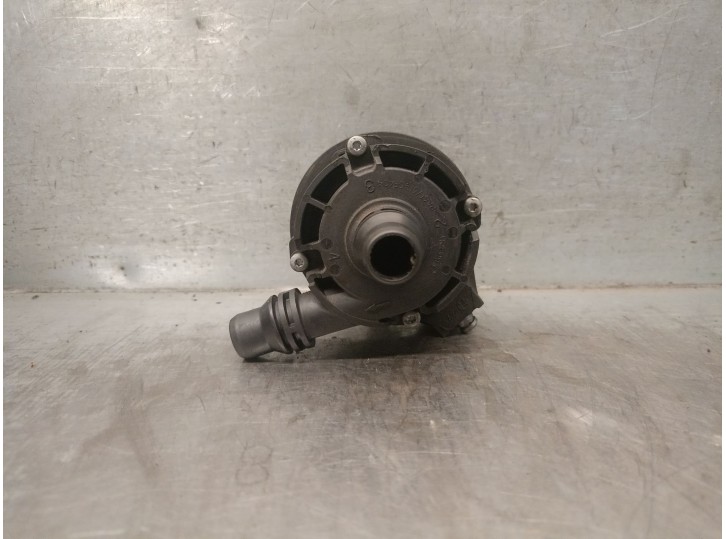 Recambio de bomba agua para bmw 3 (f30, f80) 330 e referencia OEM IAM 764394903 11518642732 