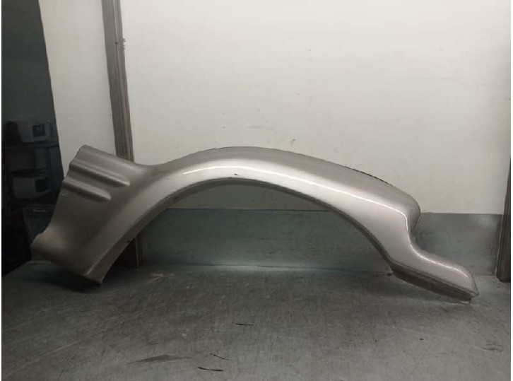 Replacement right front fender for Hyundai Galloper 2.5 OEM IAM reference HR650980 