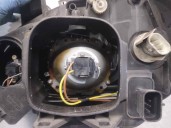 Replacement right headlight for Mercedes-Benz M-Class (W163) 2.7 CDI 20v cat OEM IAM reference 1638200749 5 DOORS