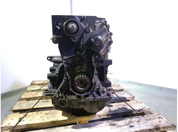 Recambio de bloque para opel vivaro 1.9 cdti cat (f9q-760 / l08) referencia OEM IAM F9QU760 4409896 C408845