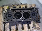 Recambio de bloque para opel vivaro 1.9 cdti cat (f9q-760 / l08) referencia OEM IAM F9QU760 4409896 C408845