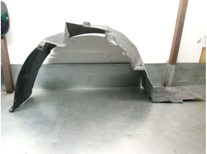 Recambio de paso rueda delantero izquierdo para kia carens 1.8 cat referencia OEM IAM 0K2C15614 0K2C156141 