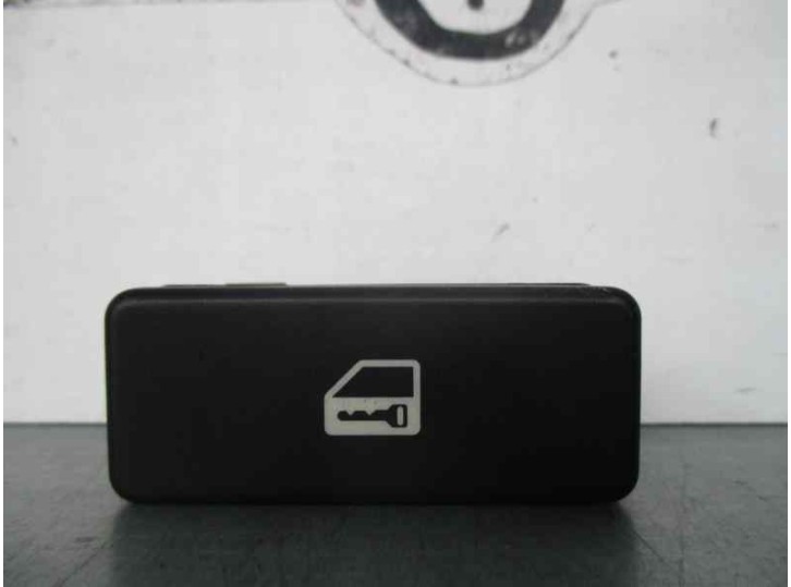 Recambio de botones salpicadero para bmw serie 7 (e38) 750i automático referencia OEM IAM 03050200 