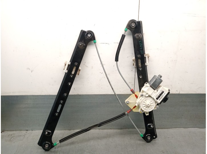 Recambio de elevalunas delantero derecho para bmw x3 (e83) 2.0 sd referencia OEM IAM 51333448250 51333448250 BOSCH