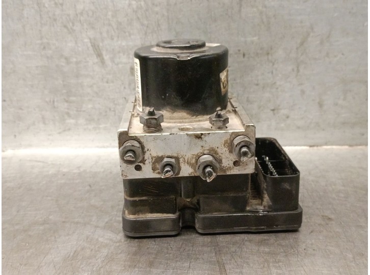 Recambio de abs para ford fiesta (cb1) 1.6 tdci cat referencia OEM IAM 8V512M110AD 1550294 06210213174 ATE