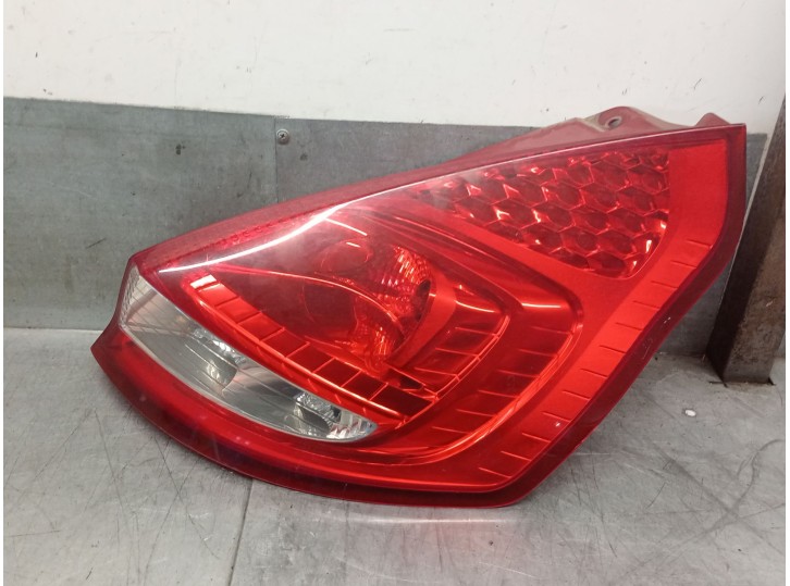 Replacement right rear light for Ford Fiesta (CB1) 1.4 TDCi CAT OEM IAM reference 8A6113404A 1709552 