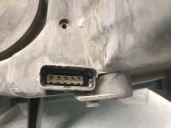 Recambio de faro derecho para renault scenic ii 1.6 16v referencia OEM IAM 260105359R 260105359R HELLA