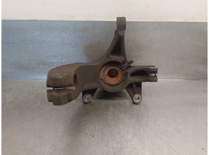 Recambio de mangueta delantera derecha para renault scenic ii 1.6 16v referencia OEM IAM 8200297033 8200297033 