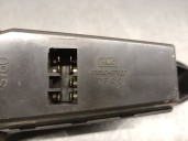 Replacement front right window regulator switch for Hyundai Coupe (RD) 2.0 16V CAT OEM IAM reference 9358027000 9358027000 