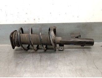 Replacement front right shock absorber for Ford Focus C-MAX (CAP) 1.8 TDCi turbodiesel cat OEM IAM reference 3M5118045CCM 