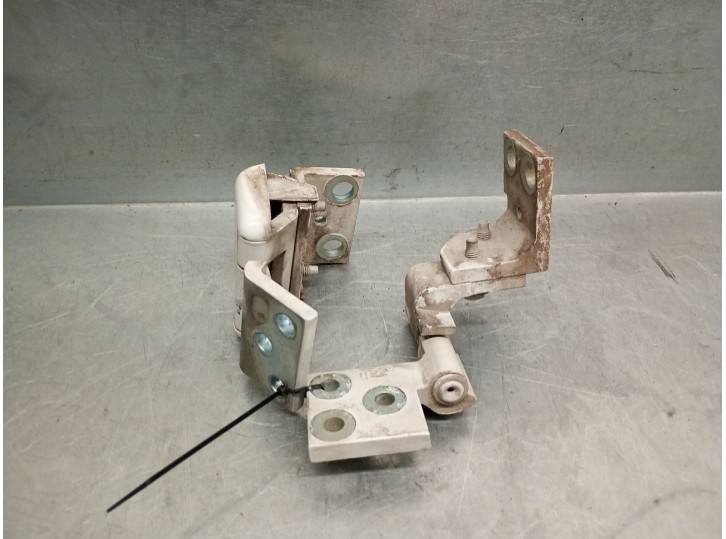 Recambio de bisagra porton para citroën berlingo 1.6 16v hdi referencia OEM IAM 9035L1 9035L1 