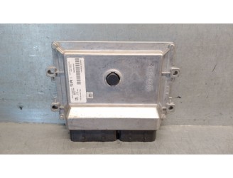 Recambio de centralita motor uce para citroën c3 iii (sx) 1.2 puretech 82 referencia OEM IAM 9840853180  CONTINENTAL