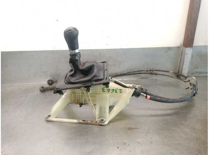 Recambio de palanca cambio para mazda 3 lim. (bl) 2.2 turbodiesel cat referencia OEM IAM KE4046100C KE4046100C 