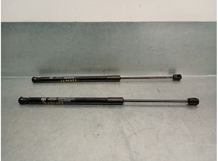 Recambio de amortiguadores maletero / porton para kia rio iv (yb, sc, fb) 1.2 cvvt referencia OEM IAM 81780H8010 81780H8010 