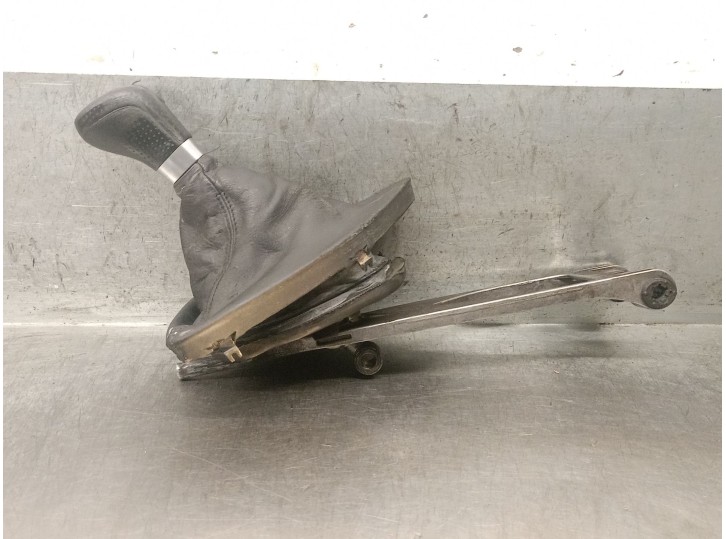 Recambio de palanca cambio para bmw serie 1 berlina (e81/e87) 2.0 16v referencia OEM IAM 25117566295 25117566295 