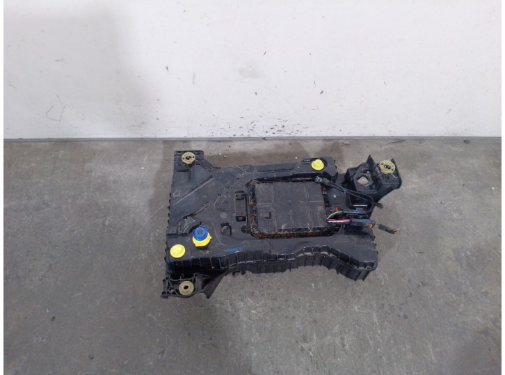 Recambio de deposito combustible para citroën c4 picasso ii 1.6 bluehdi 120 referencia OEM IAM 9812729380 9812729380 