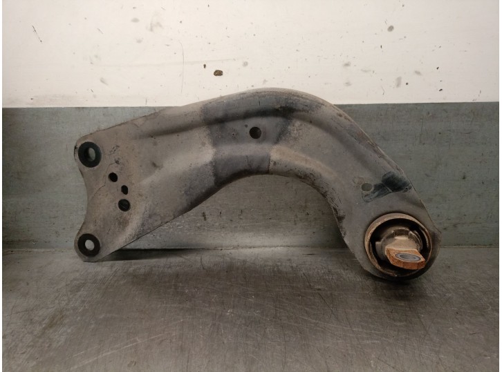 Recambio de brazo suspension inferior trasero izquierdo para mazda 3 lim. (bl) 2.2 turbodiesel cat referencia OEM IAM B45A28250 