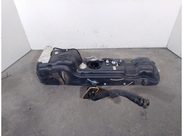 Recambio de deposito combustible para nissan nv400 furgoneta (x62, x62b) dci 135 referencia OEM IAM 8200947534  INERGY