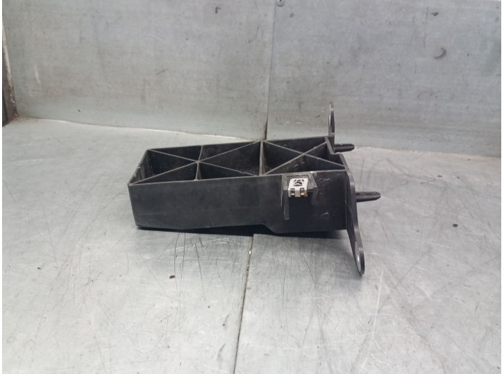 Replacement front absorber for Renault Twingo III (BCM_, BCA_) 0.9 TCe 90 OEM IAM reference 620928531R 620928531R 