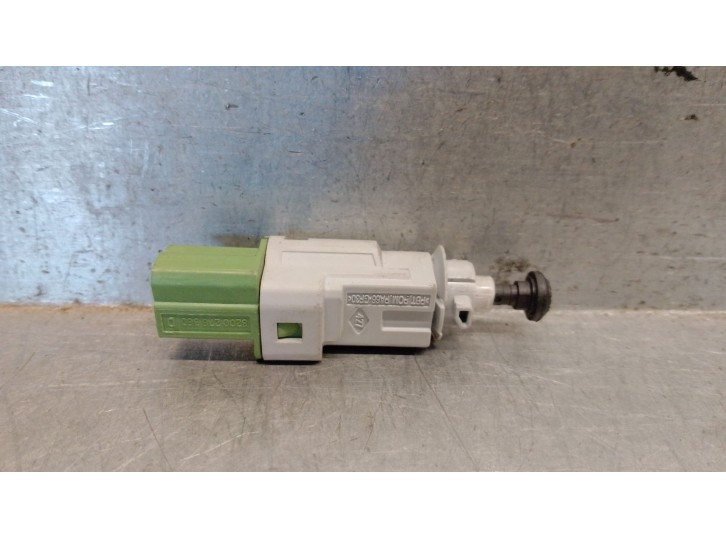 Recambio de interruptor para renault twingo iii (bcm_, bca_) 0.9 tce 90 referencia OEM IAM 8200276360D 8200276360 