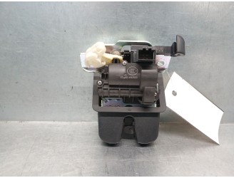 Replacement trunk / tailgate lock for Volkswagen Tiguan (5N_) 2.0 TDI OEM IAM reference 5TA827505D 5TA827505D 