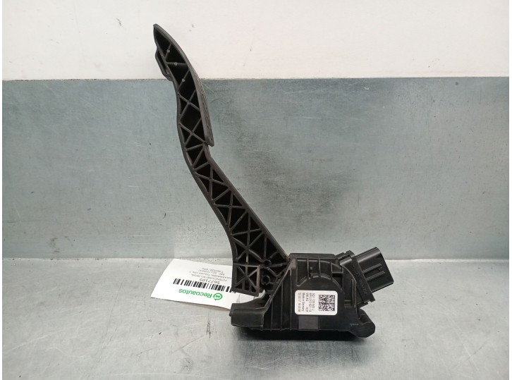 Recambio de potenciometro pedal para volkswagen tiguan (5n_) 2.0 tdi referencia OEM IAM 5Q1723503J 5Q1723503J 6PV01062113 HELLA