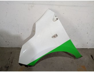 Recambio de aleta delantera izquierda para renault express furgoneta/monovolumen 1.5 blue dci 75 (f6aa) referencia OEM IAM 63101