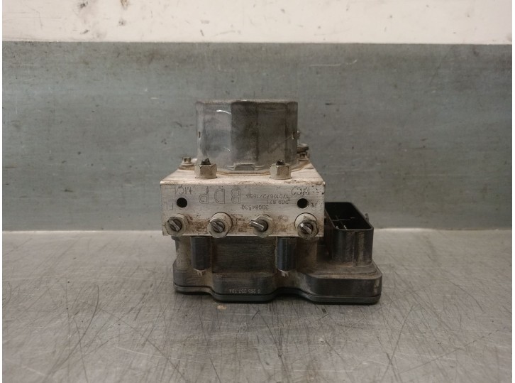 Replacement ABS unit for Opel Corsa E (x15) 1.4 LPG (08, 68) OEM IAM reference 39084530 95522565 