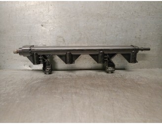 Recambio de rampa inyectora para peugeot 207 16v vti referencia OEM IAM 757564580 198552 