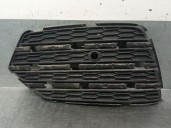 Replacement left bumper grille for Audi Q3 (8UB, 8UG) 2.0 TDI OEM IAM reference 8U0807151C 8U0807151C 