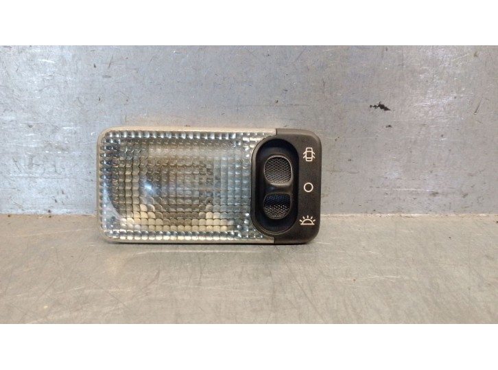 Recambio de luz interior para citroën berlingo 1.9 diesel referencia OEM IAM 6362K9 6362K9 