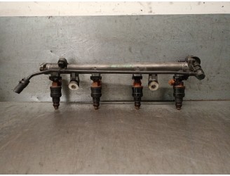 Recambio de rampa inyectora para hyundai coupe (rd) 2.0 16v cat referencia OEM IAM 3530423002 3530423002 